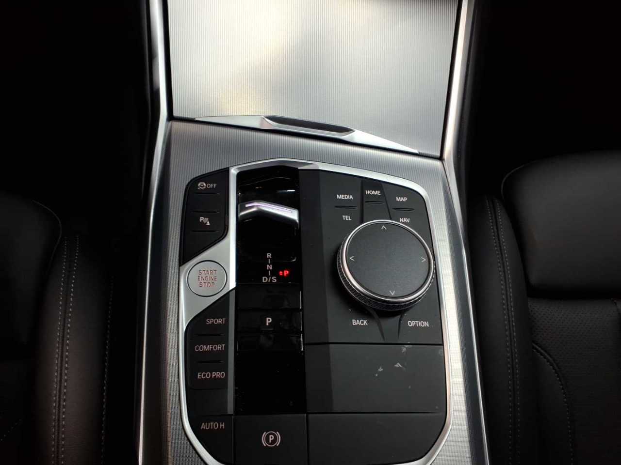 BMW 320d Touring Aut. 10