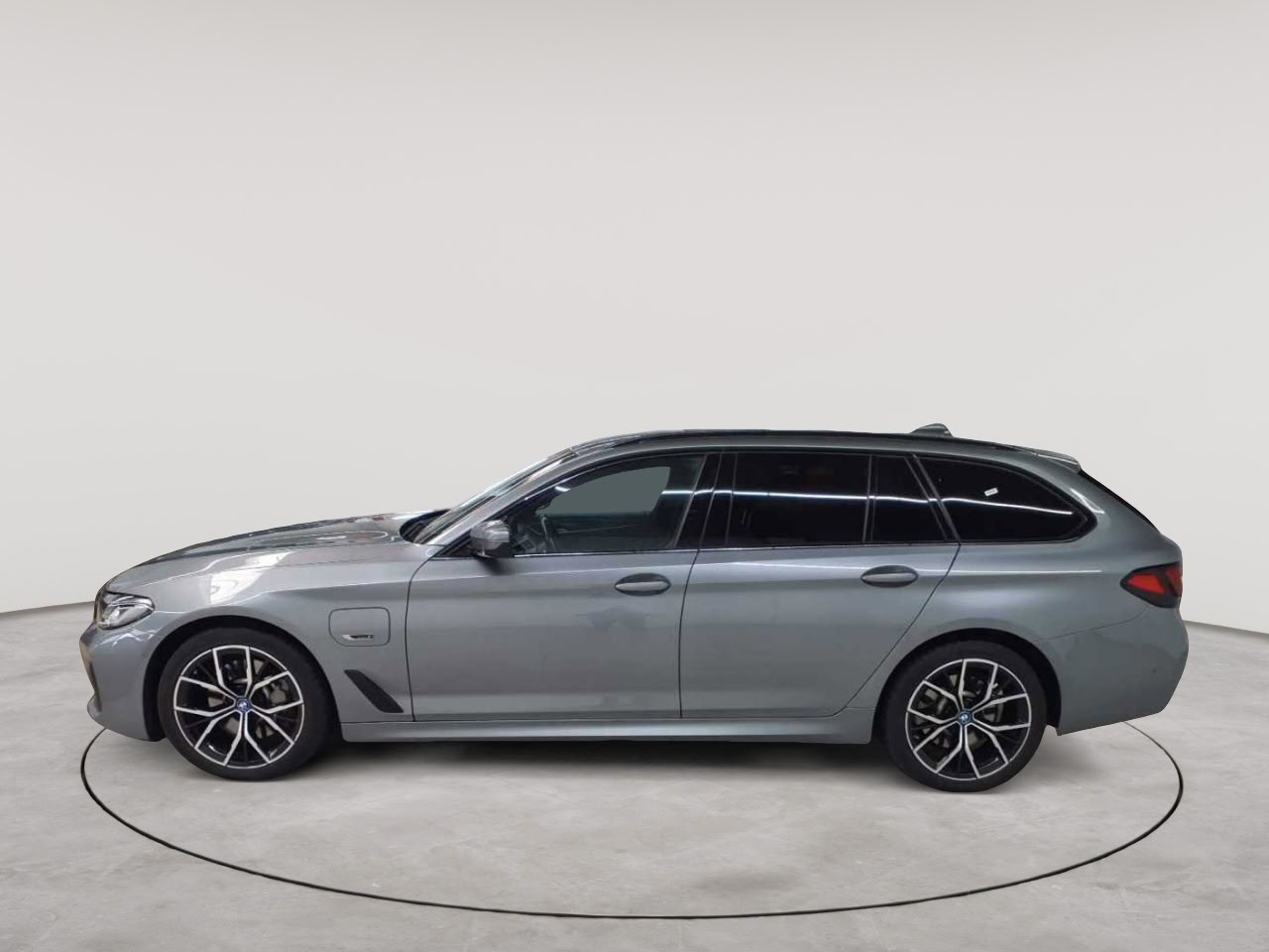 BMW 530e xDrive Touring Aut. 6