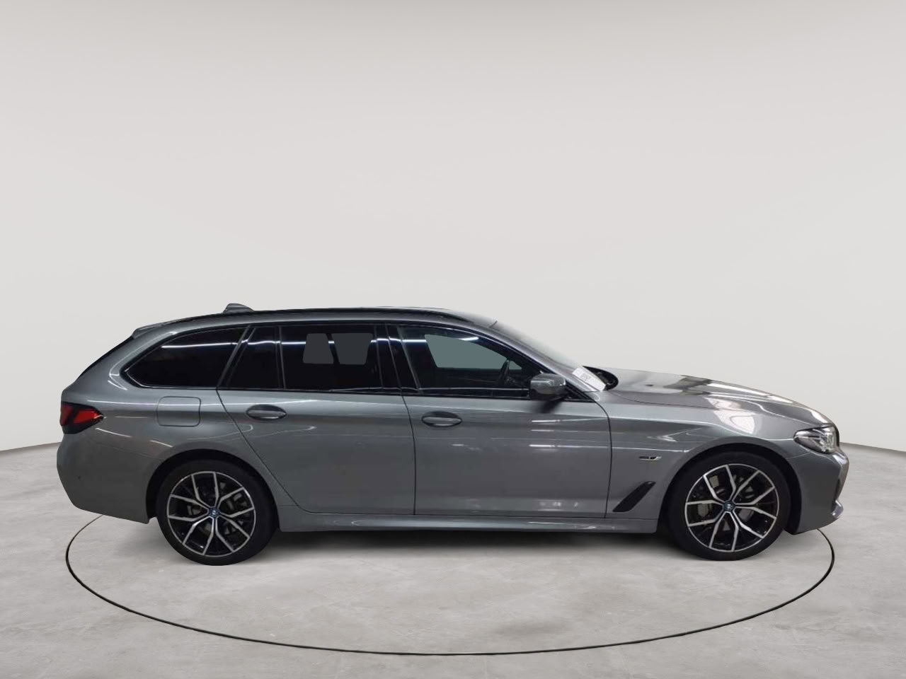 BMW 530e xDrive Touring Aut. 3