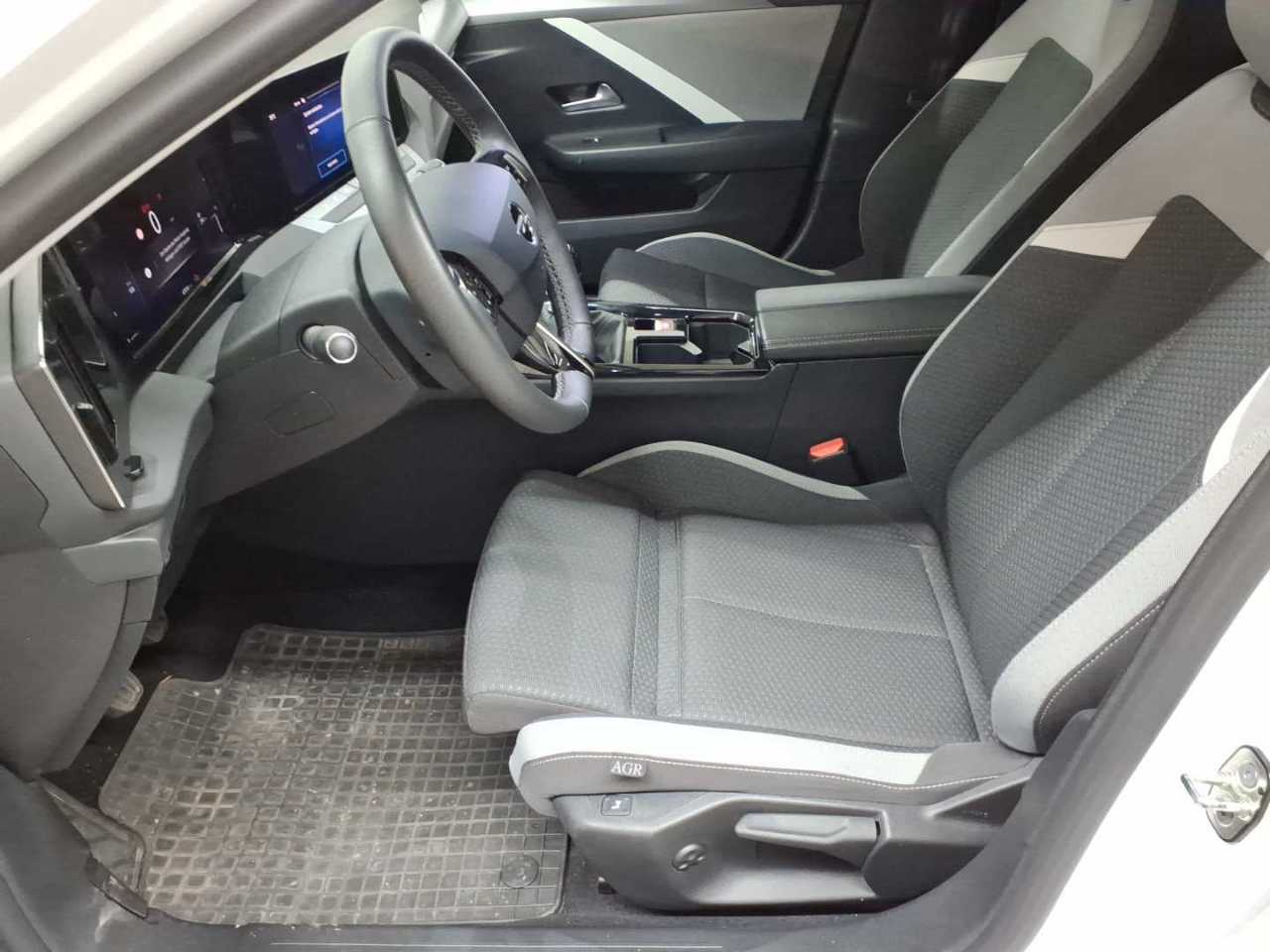 Opel Astra 1.2 Turbo Business Edition 7