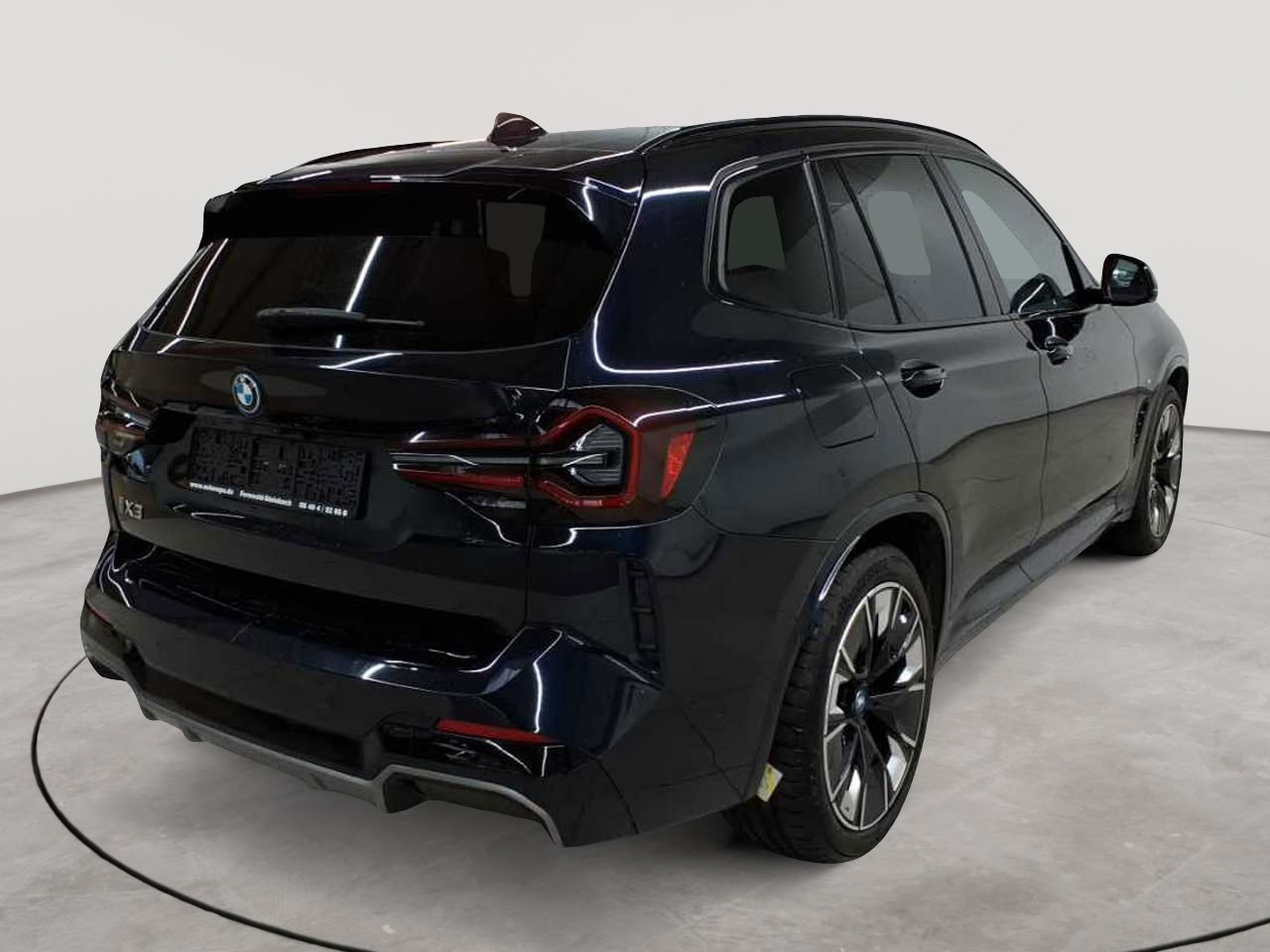 BMW iX3 Impressive 4