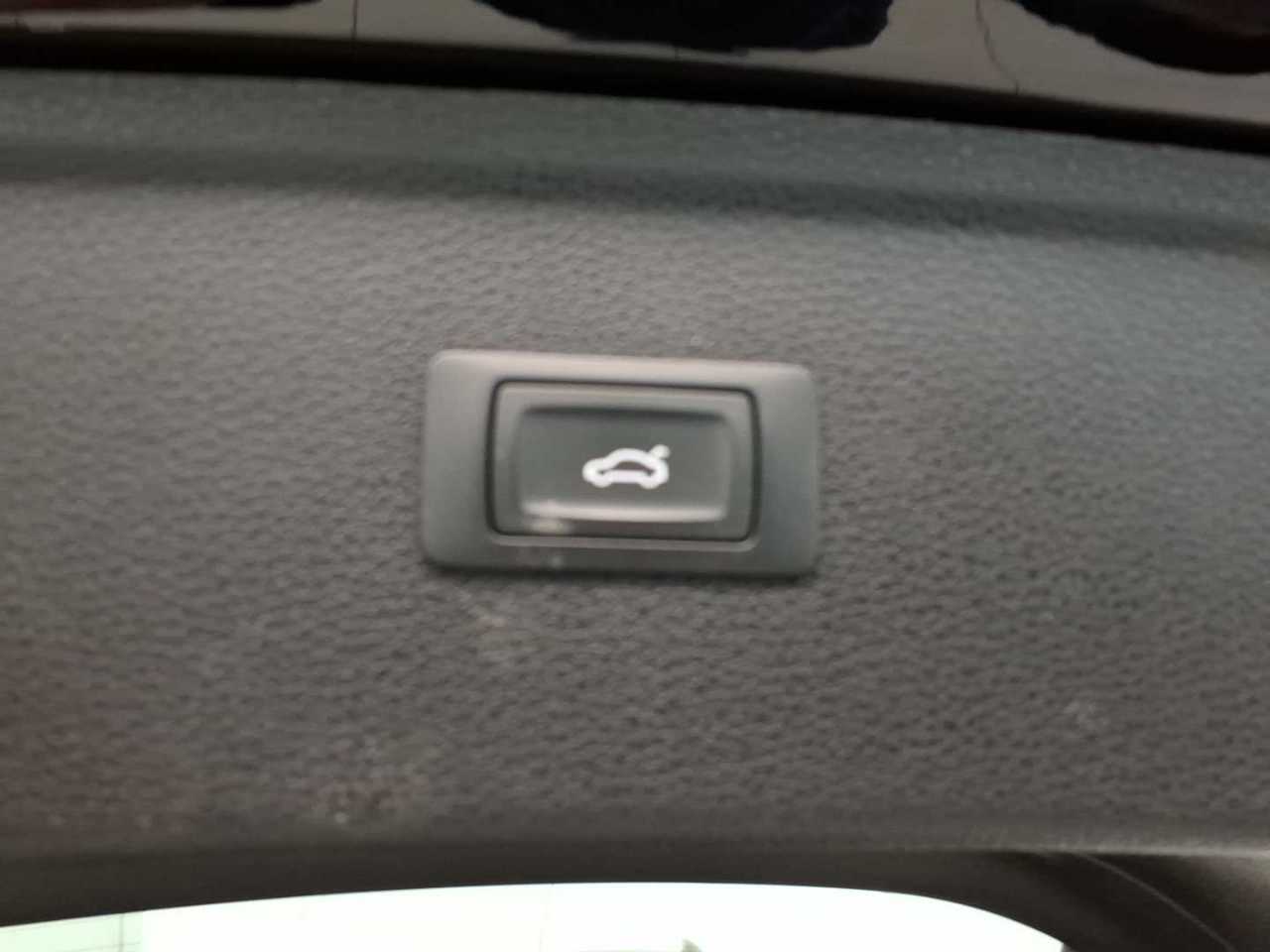 Audi Q5 40 TDI quattro S tronic 16