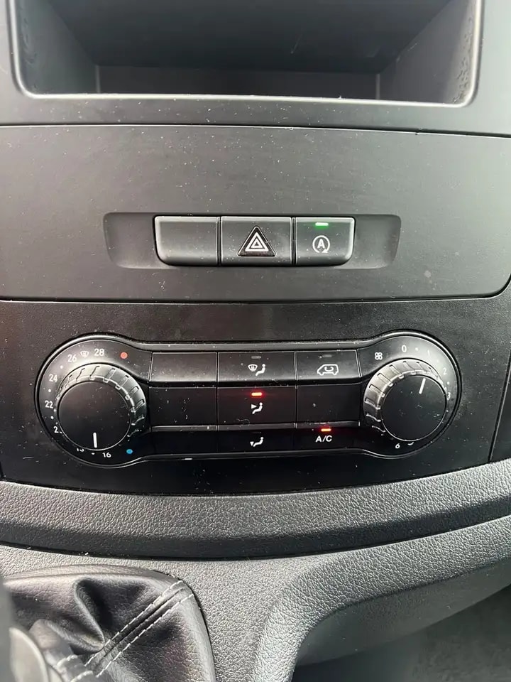Mercedes-Benz Vito 110 KOMPAKT KLIMA TEMPOMAT 2-SITZE SCHRÄNKE 19