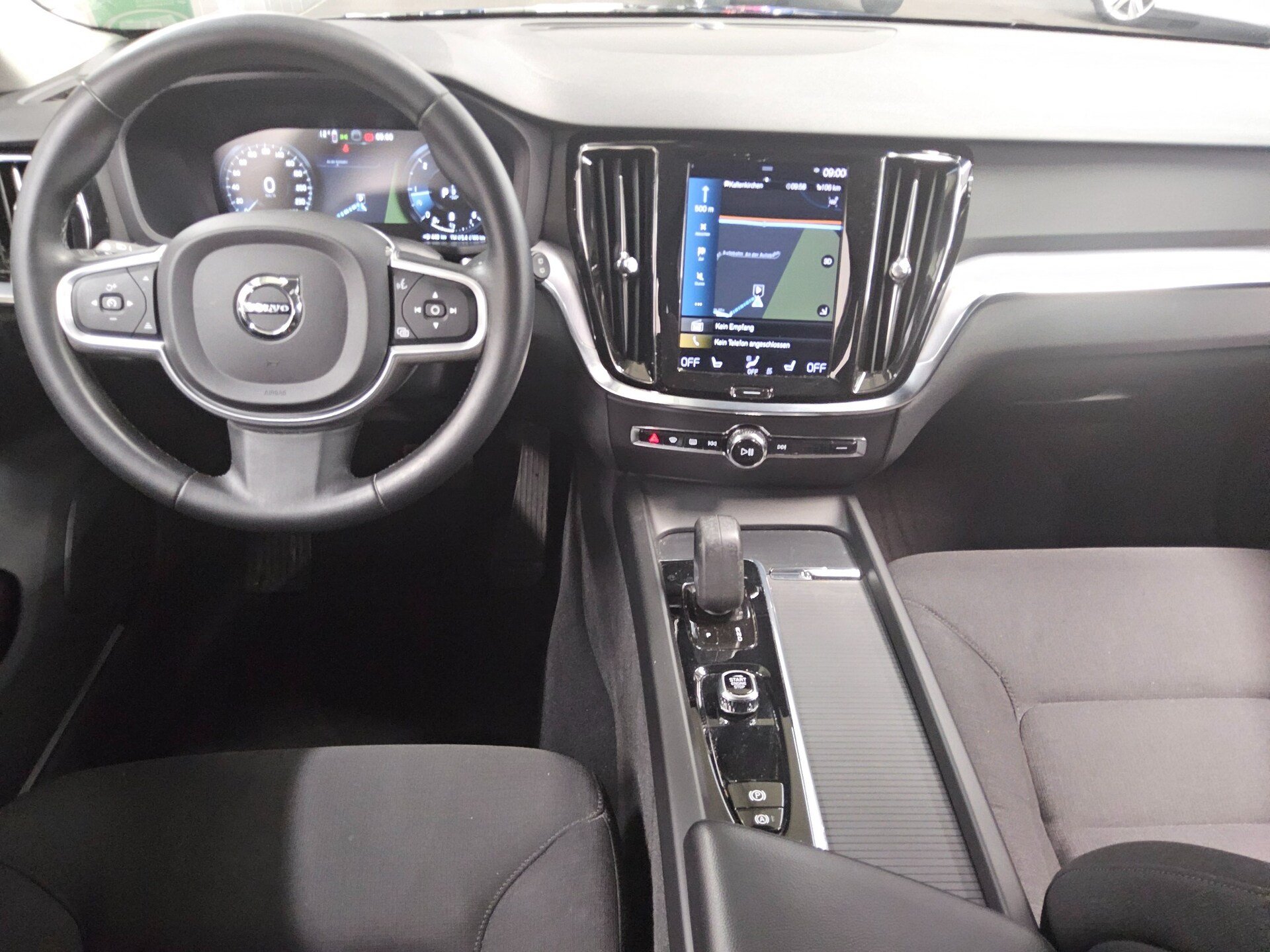 Volvo V60 B4 D Momentum Navi LED RFK SHZ 5