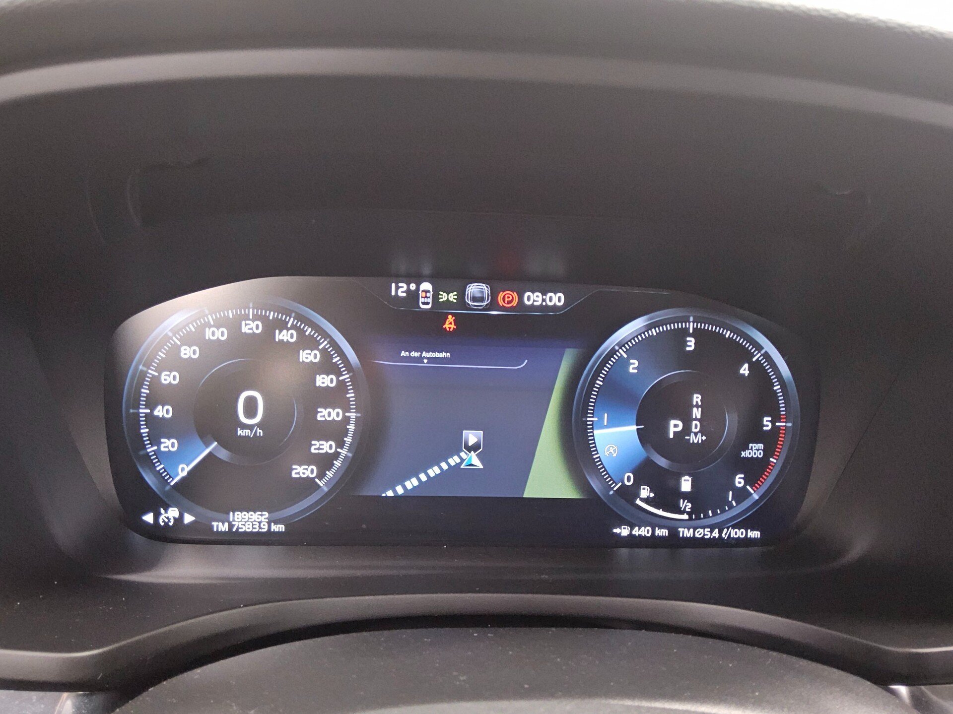 Volvo V60 B4 D Momentum Navi LED RFK SHZ 8