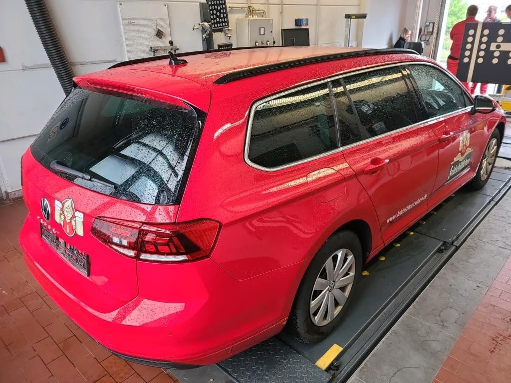 Volkswagen Passat Variant 2.0 2023 4