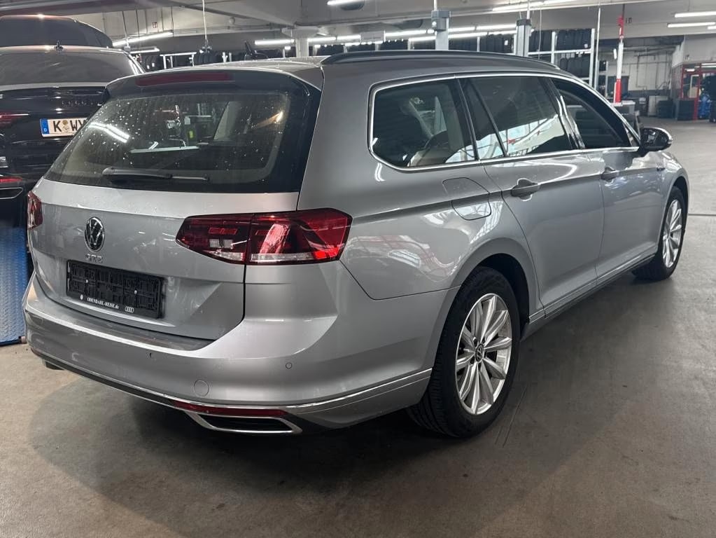 Volkswagen Passat Variant 1.4 2022 4