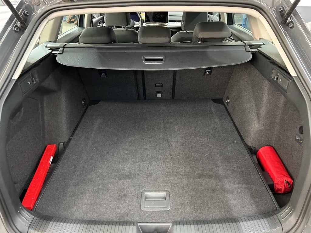 Volkswagen Golf 1.5 2025 7
