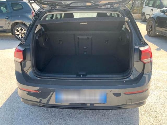 Volkswagen Golf 1.0 2023 8
