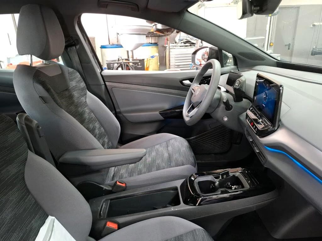 Volkswagen ID.4 2021 5