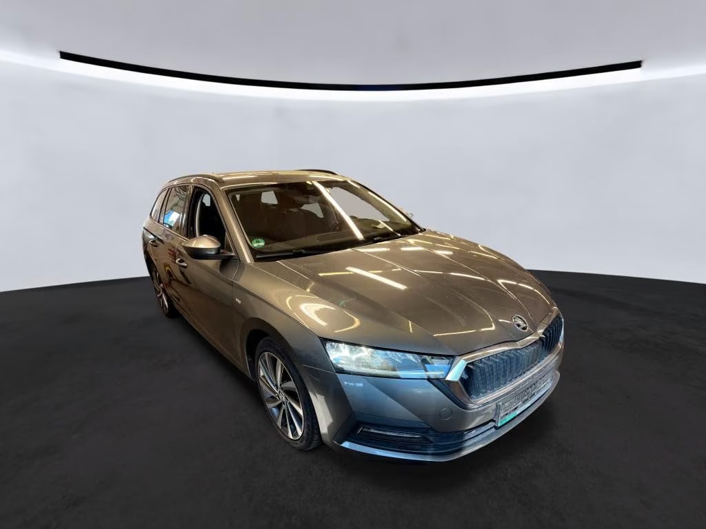 Skoda Octavia 2.0 2023 2