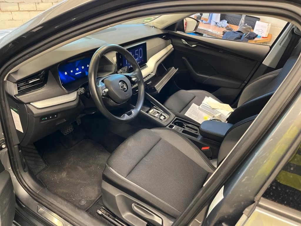 Skoda Octavia 2.0 2023 5