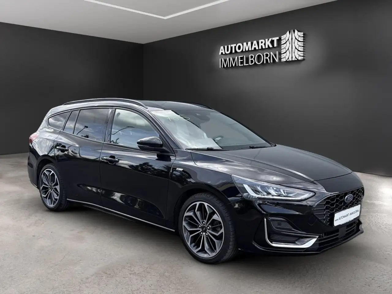 Ford Focus ST-Line Vignale18*AHK*Matrix*B&O*ACC*Leder