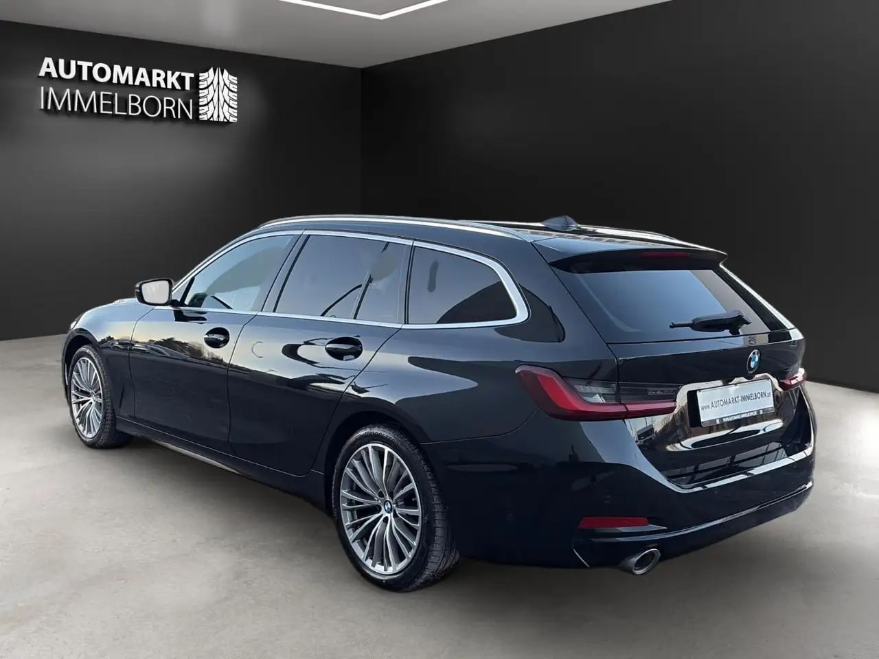BMW 320 d xD Pano*STHZG*AHK*Kamera*ACC*Leder*LED 6