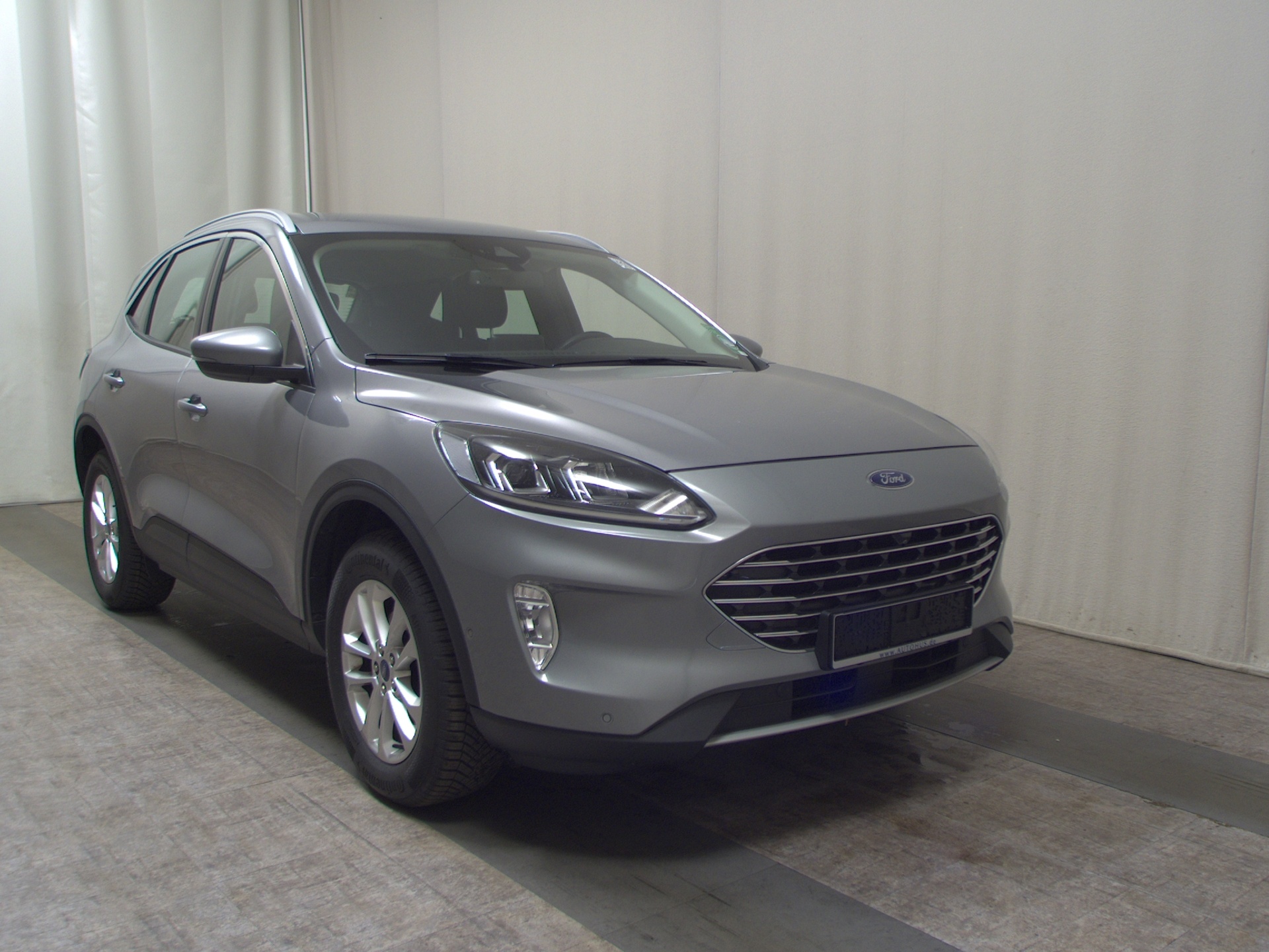 Ford Kuga 2.0 EB Titanium Navi LED vc ACC PDC USB Shz 3