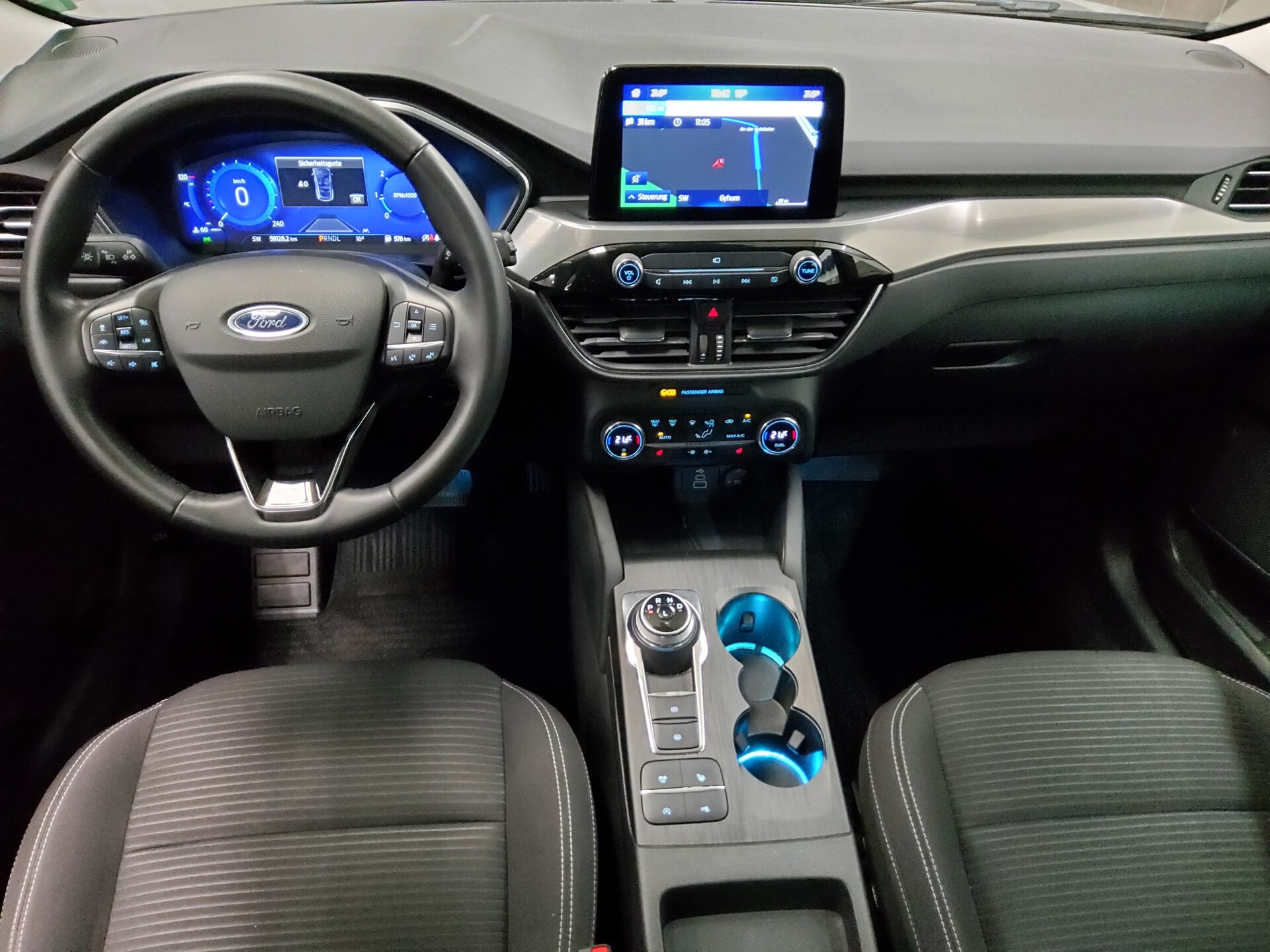 Ford Kuga 2.0 EB Titanium Navi LED vc ACC PDC USB Shz 5