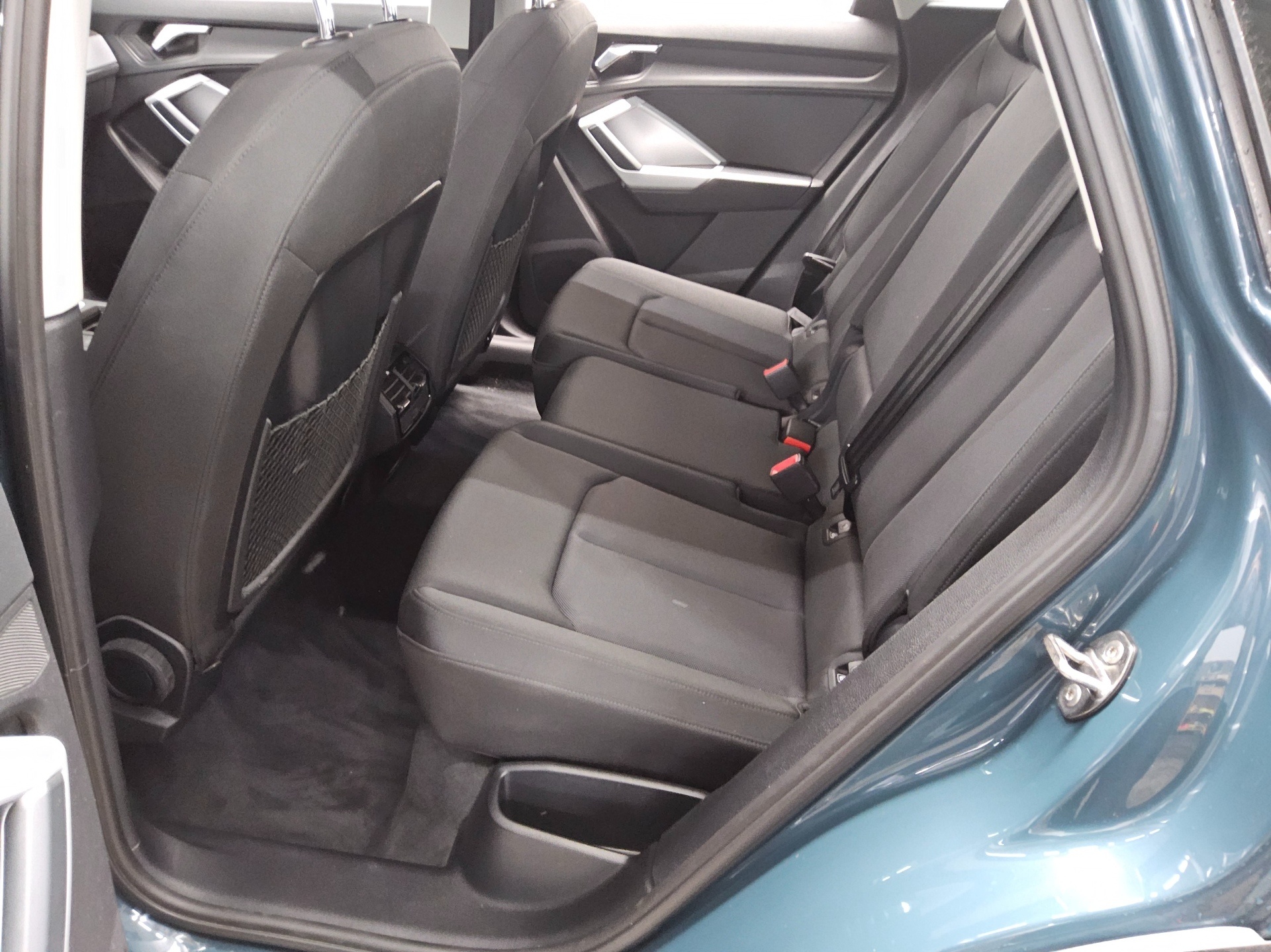 Audi Q3 40 TFSI Qu. virtual LED PDC Shz 13