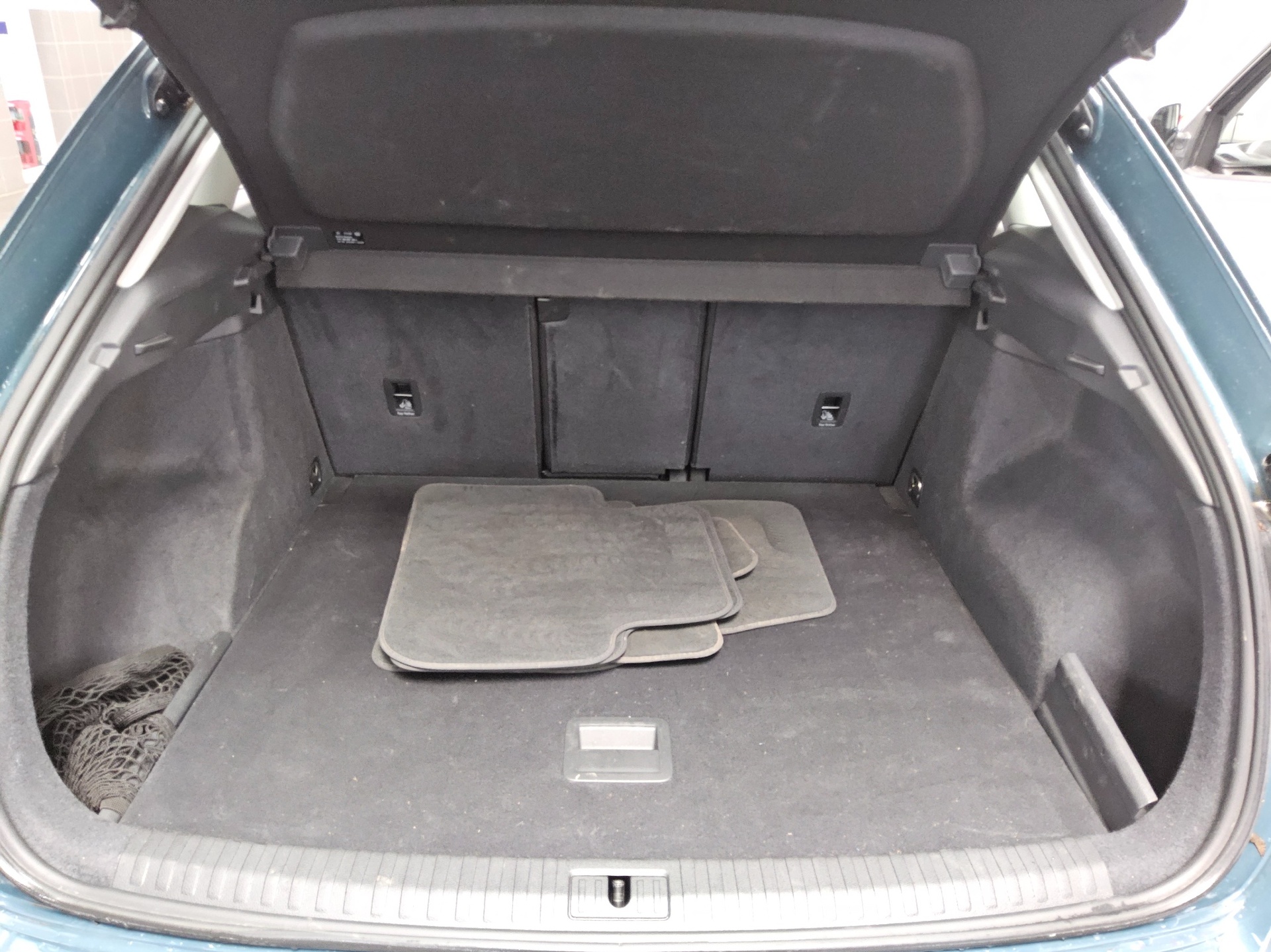 Audi Q3 40 TFSI Qu. virtual LED PDC Shz 12