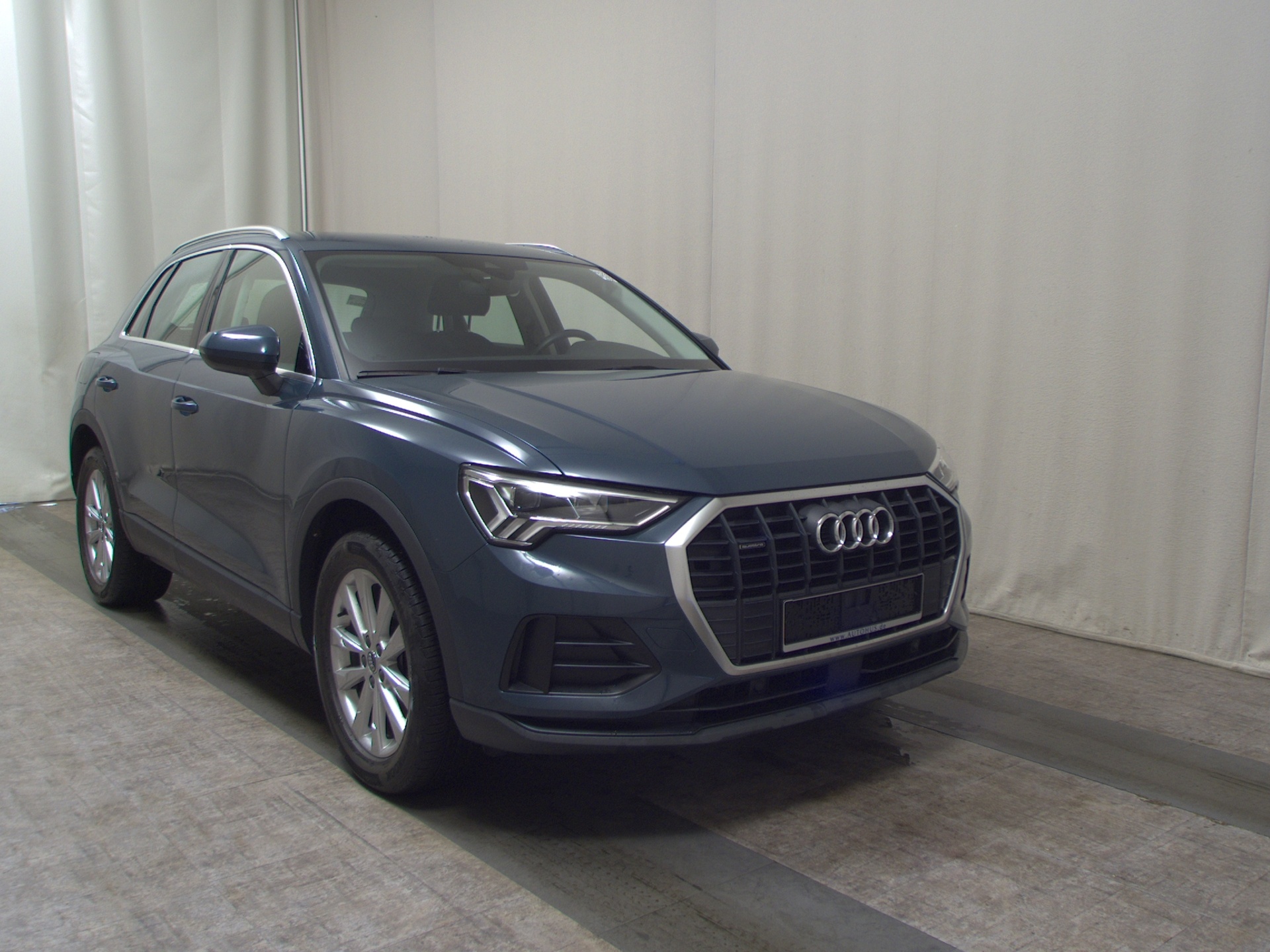 Audi Q3 40 TFSI Qu. virtual LED PDC Shz 3