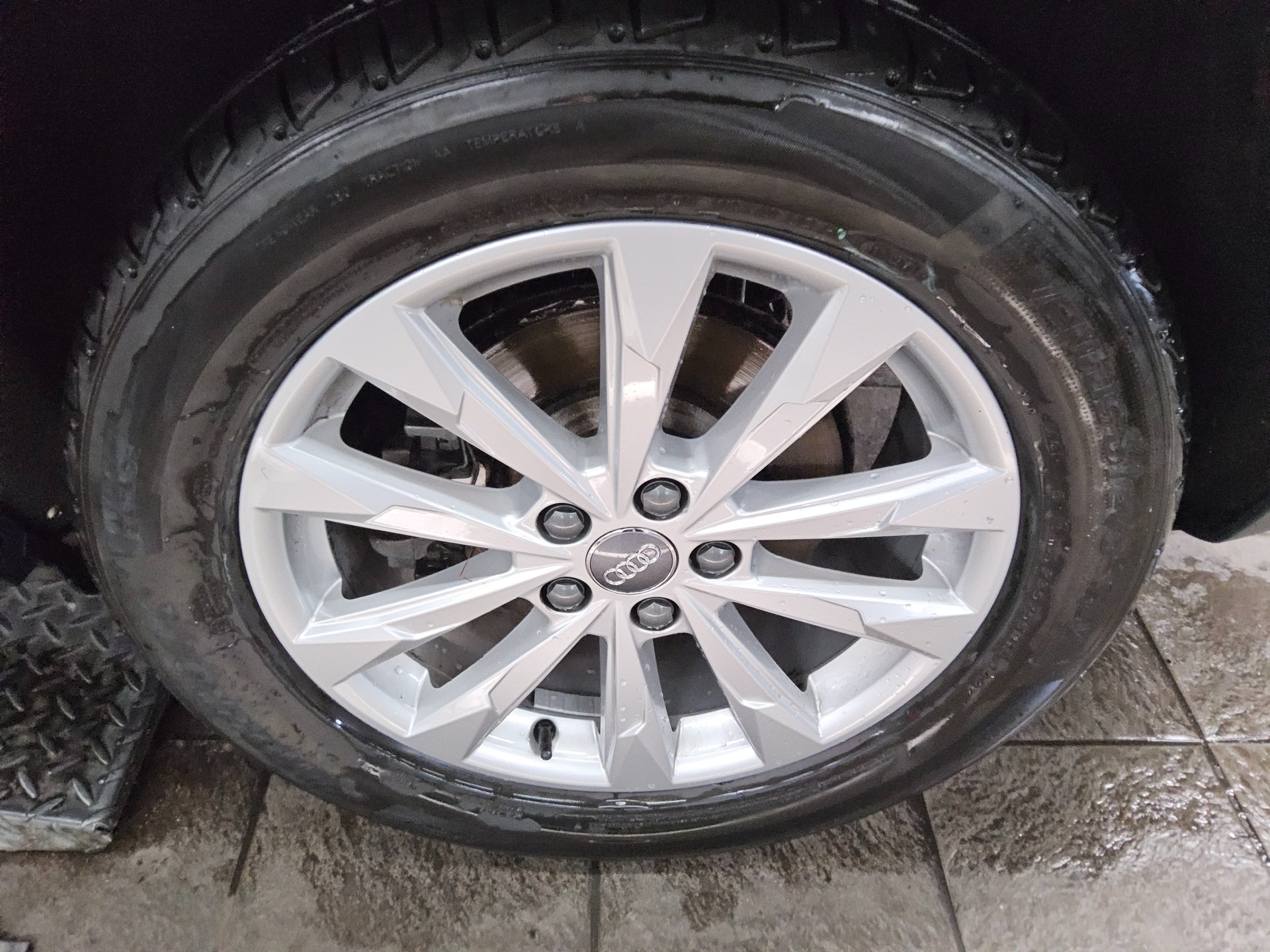 Audi Q3 40 TFSI Qu. virtual LED PDC Shz 11