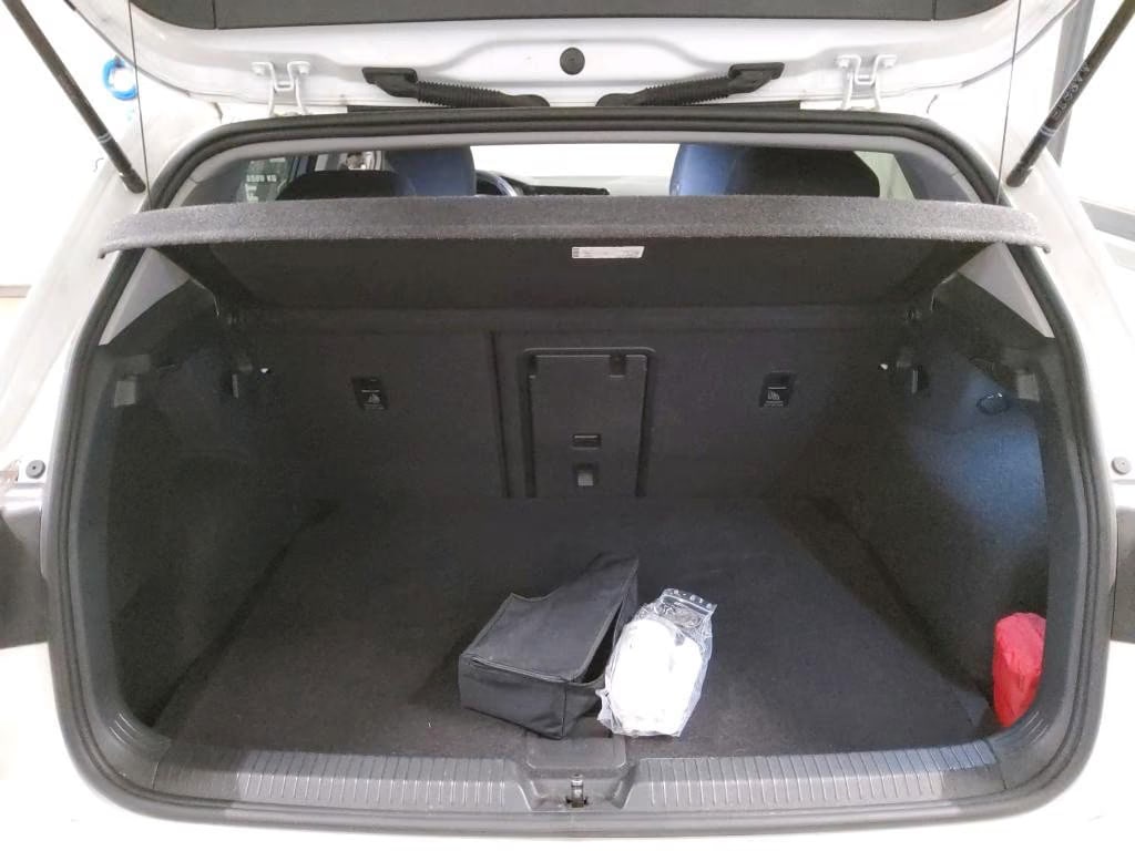Volkswagen Golf 1.5 2023 7