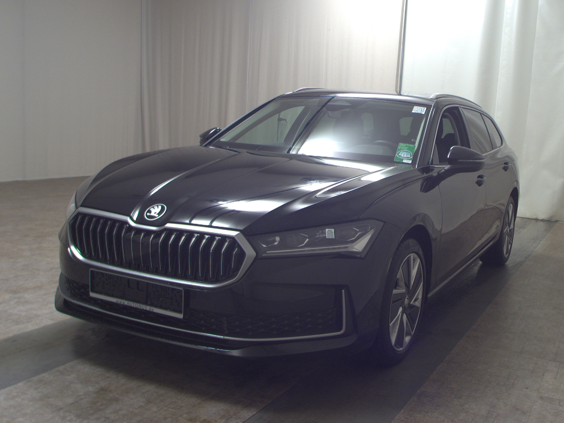 Skoda Superb Kombi 2.0 TDI 4x4 Selection Navi Matrix 2