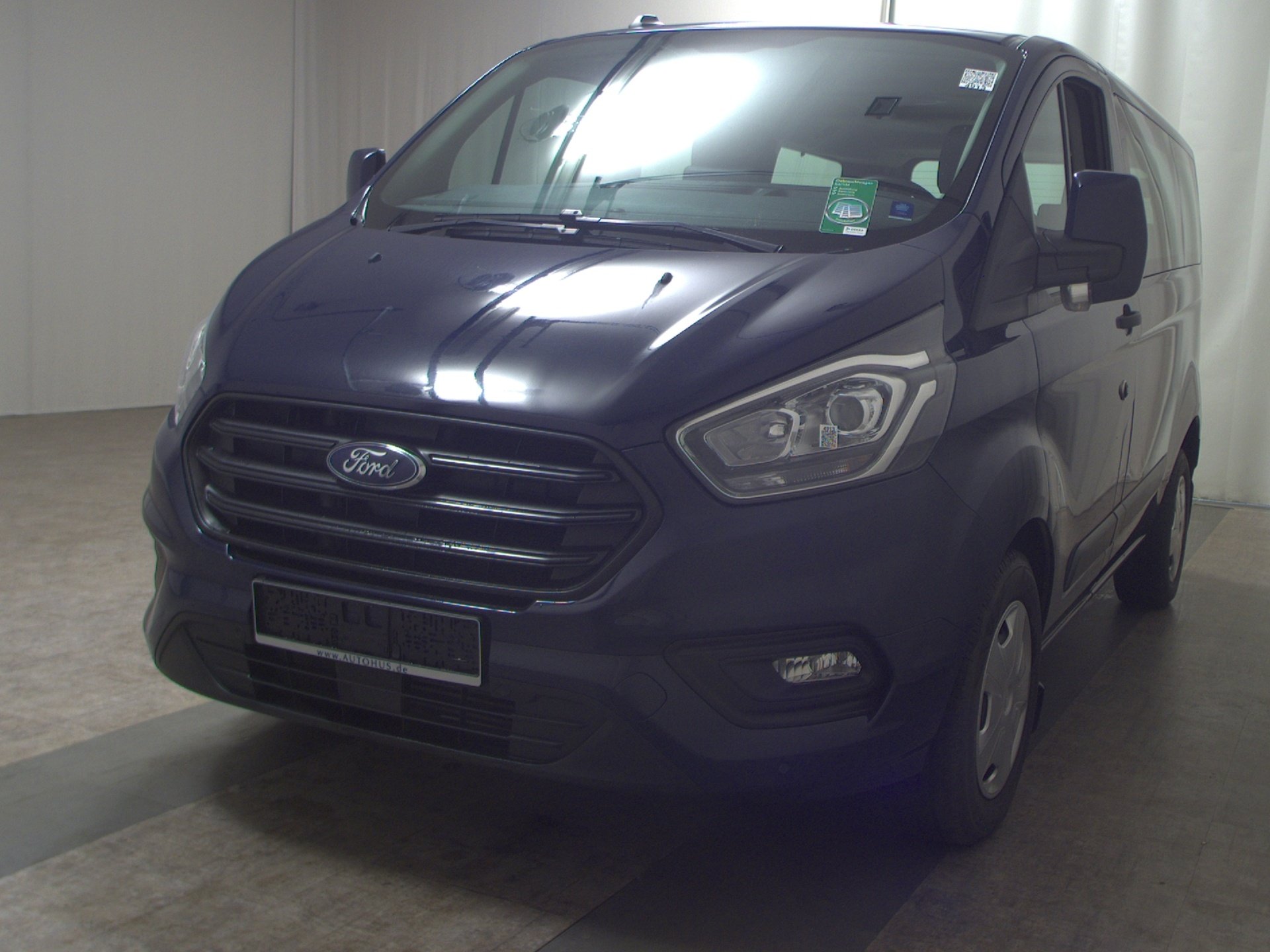 Ford Transit Custom 2.0 EB Trend L1 8-Sitze Navi 2