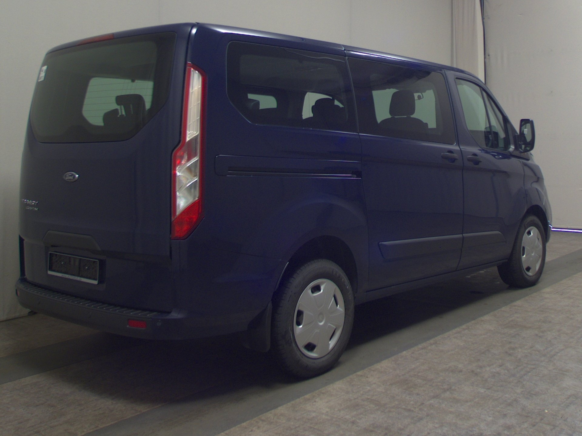 Ford Transit Custom 2.0 EB Trend L1 8-Sitze Navi 4