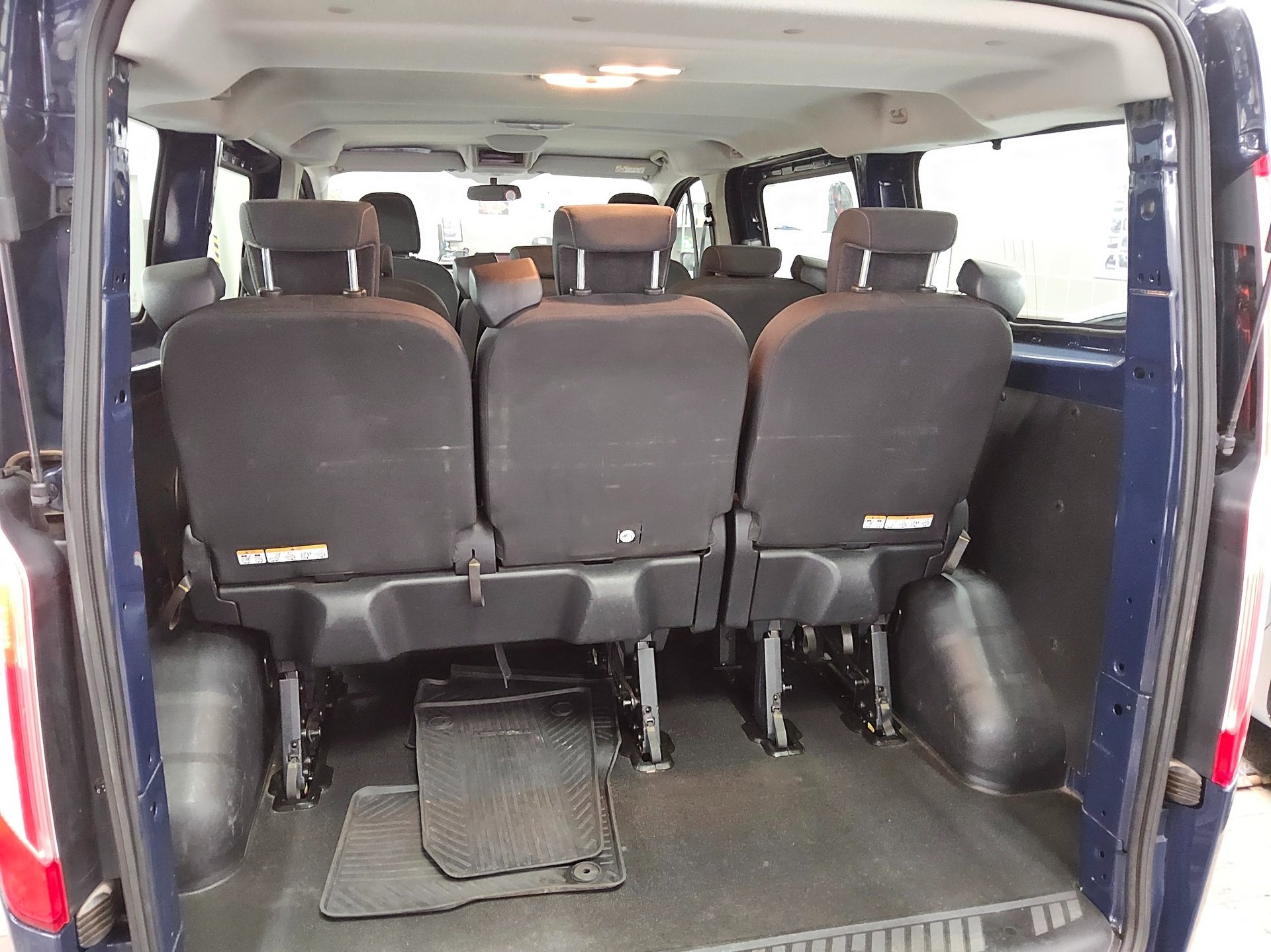 Ford Transit Custom 2.0 EB Trend L1 8-Sitze Navi 11