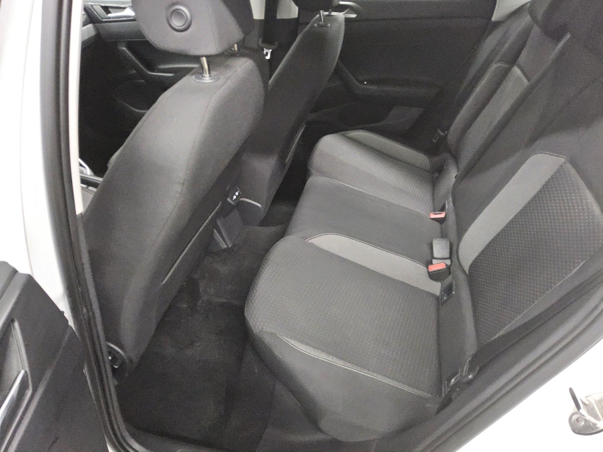 Volkswagen Polo 1.0 TSI Life Shz LED 13