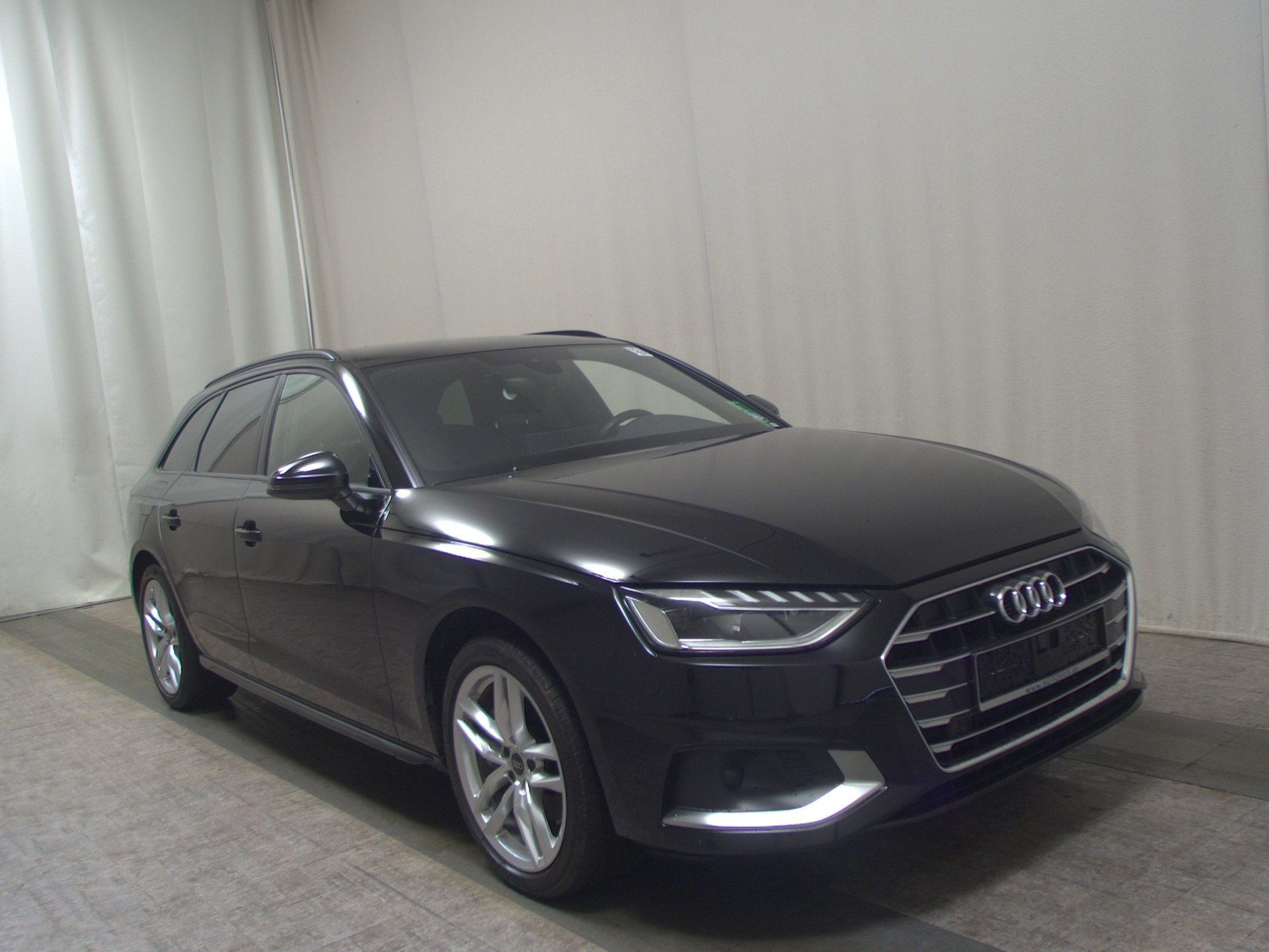 Audi A4 Avant 40 TDI advanced Navi LED vc+ Kamera 3