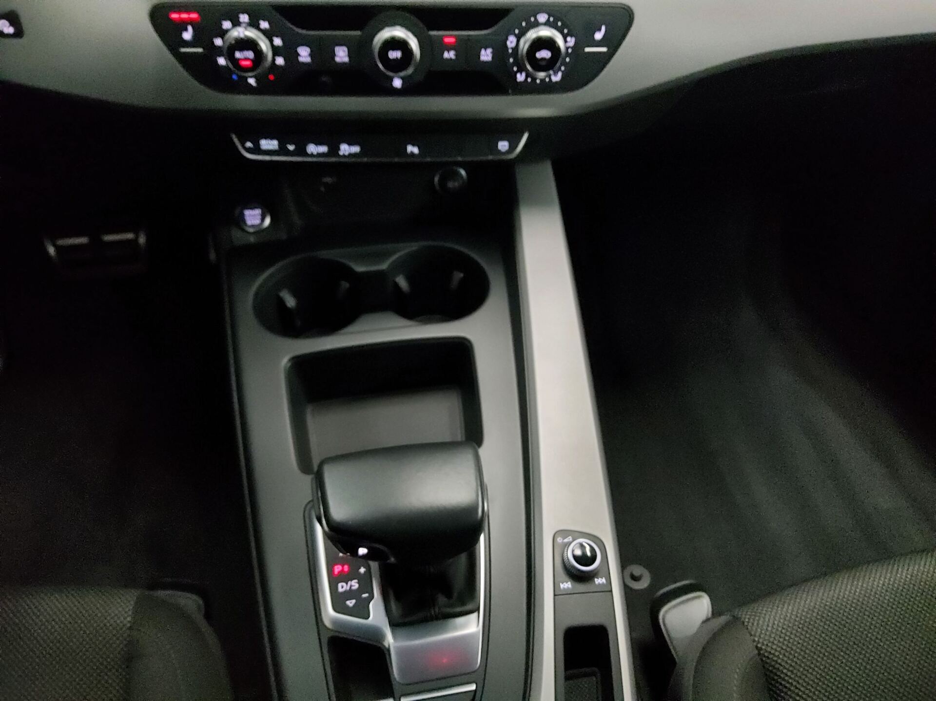 Audi A4 Avant 40 TDI advanced Navi LED vc+ Kamera 6