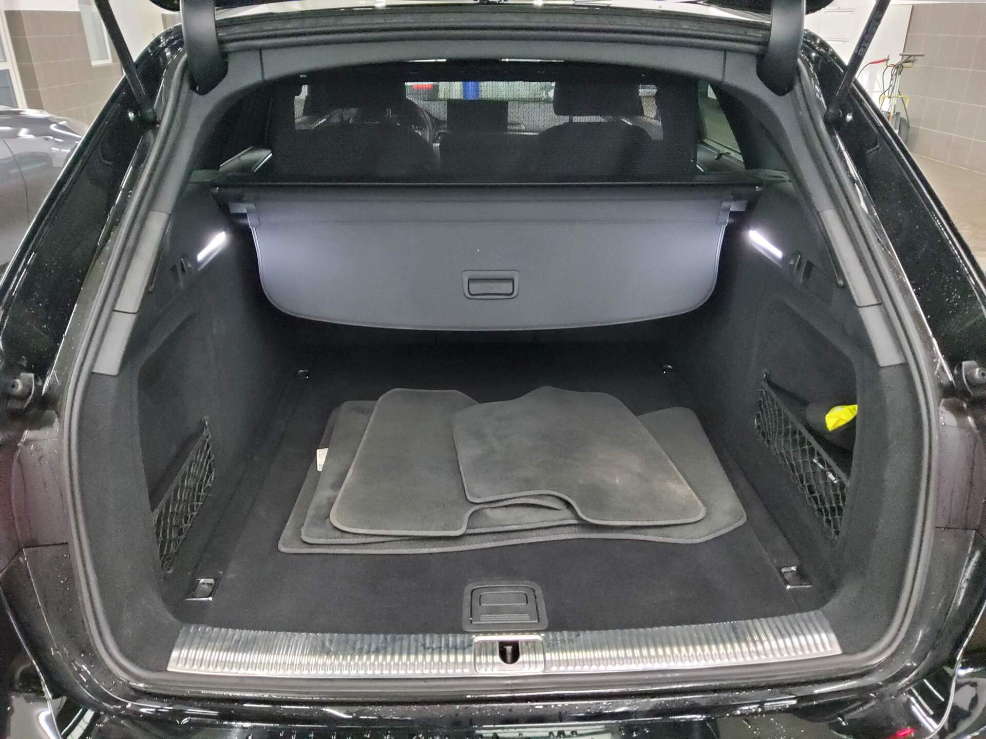 Audi A4 Avant 40 TDI advanced Navi LED vc+ Kamera 12