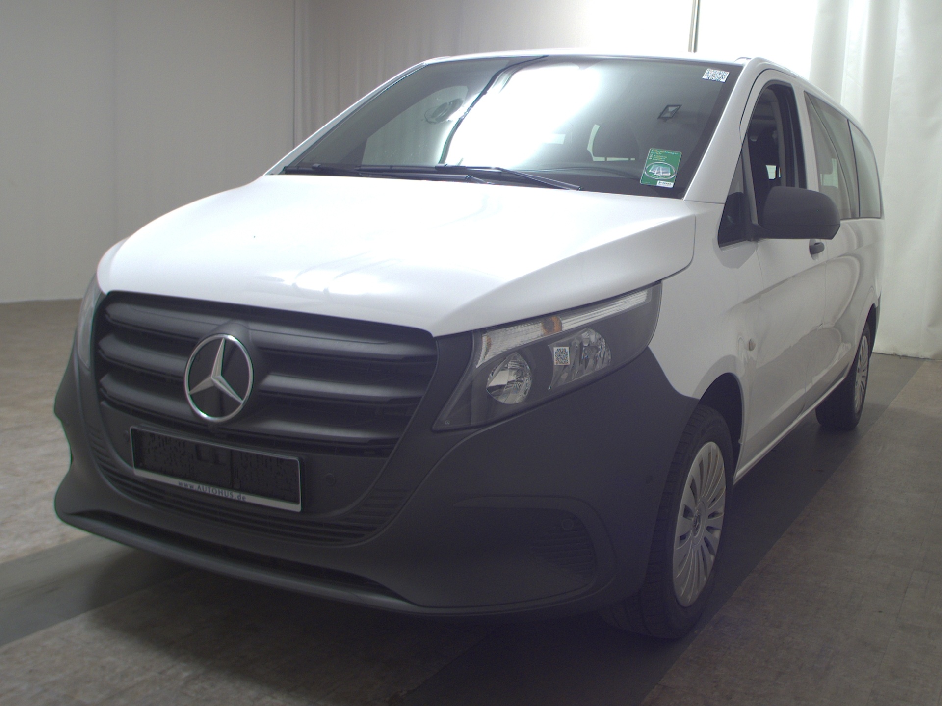 Mercedes-Benz Vito CDI 4x4 Pro lang 8-Sitze Navi RfK MBUX 2