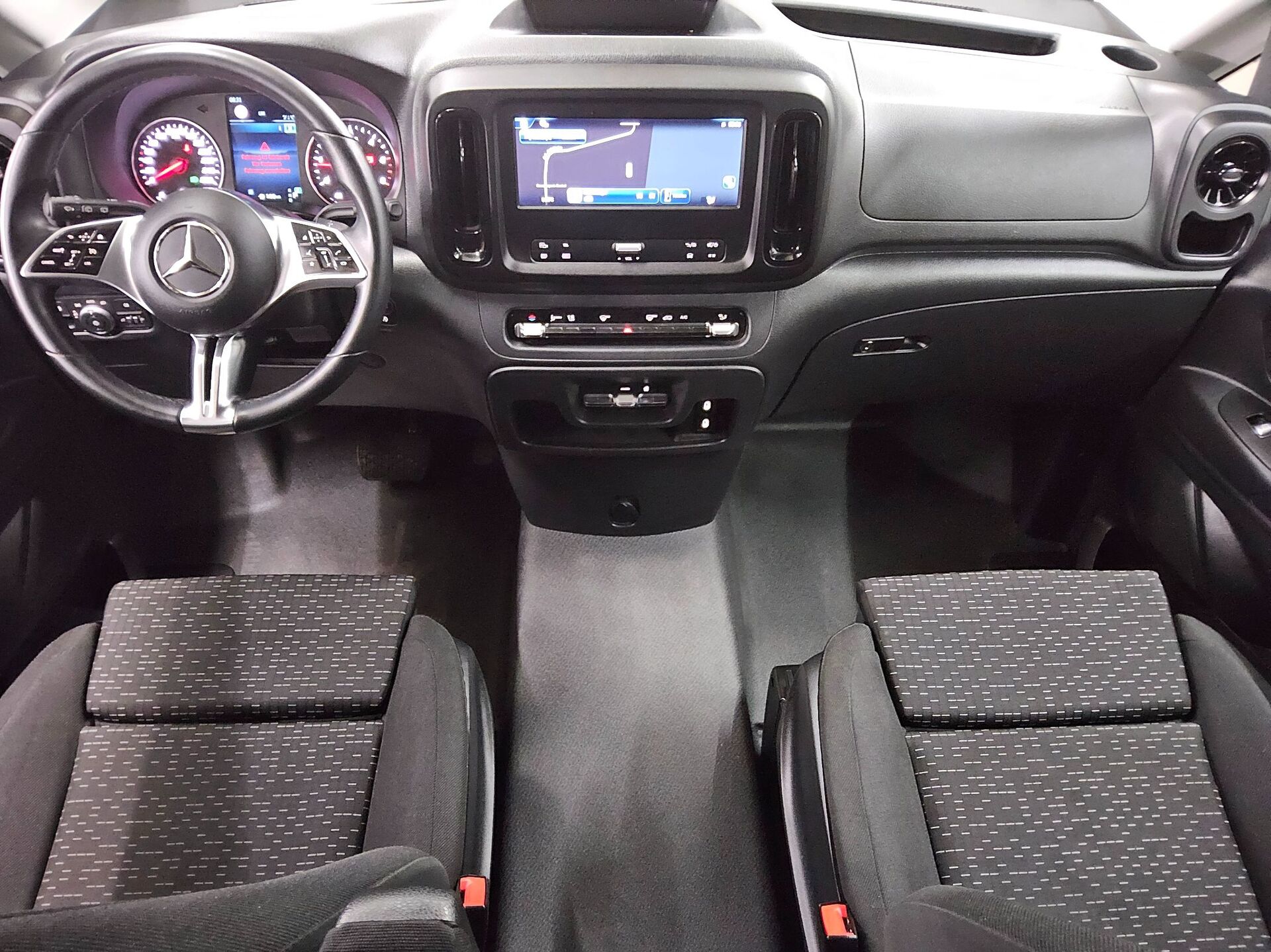 Mercedes-Benz Vito CDI 4x4 Pro lang 8-Sitze Navi RfK MBUX 5