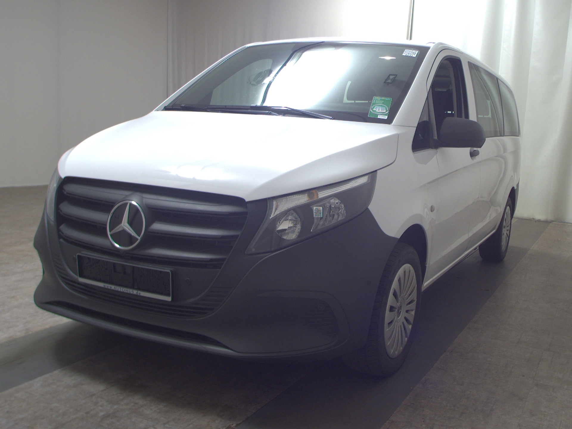 Mercedes-Benz Vito CDI 4x4 Pro lang 8-Sitze Navi RfK MBUX 2