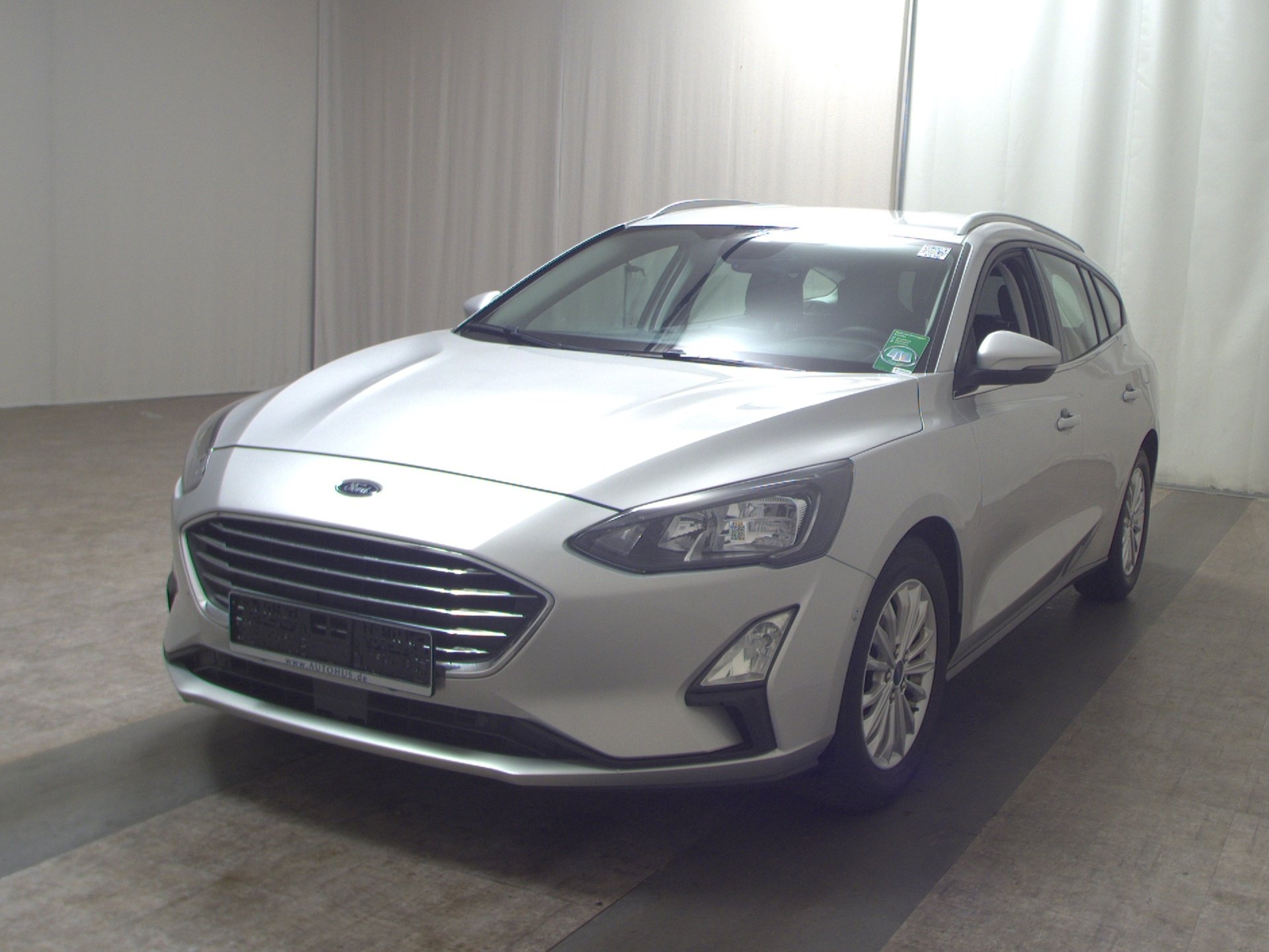 Ford Focus Turnier 1.0 EB Titanium Navi LED Kamera 2