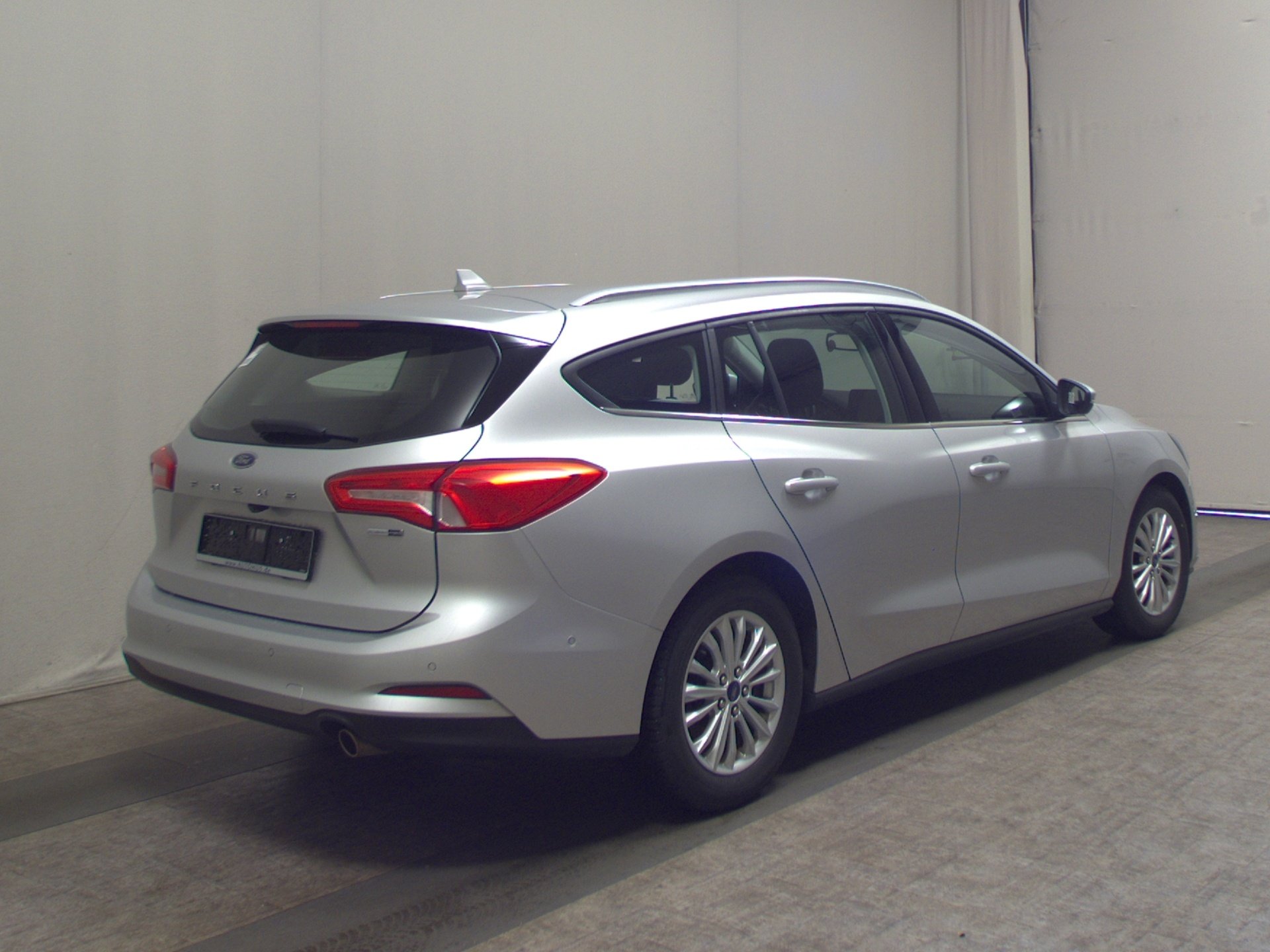 Ford Focus Turnier 1.0 EB Titanium Navi LED Kamera 4