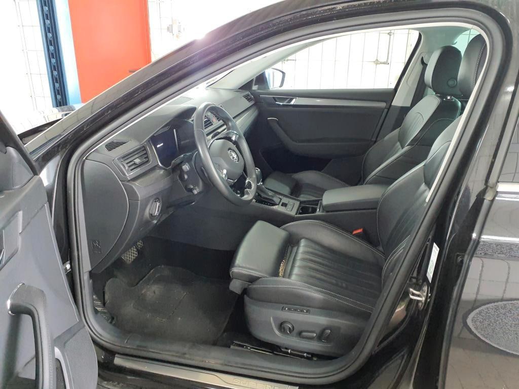 Skoda Superb 2.0 2024 5