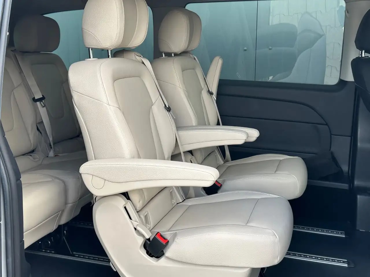 Mercedes-Benz V 220 LANG 9G-TR WEBASTO NAVI MBUX KAMERA 7-SITZ 19