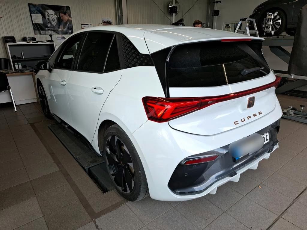 Cupra Born 2022 3