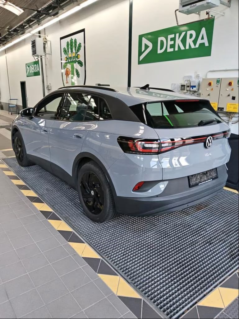 Volkswagen ID.4 2023 3