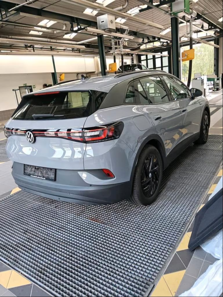 Volkswagen ID.4 2023 4