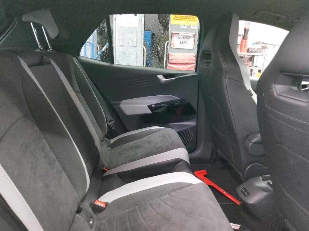 Volkswagen ID.3 2021 6