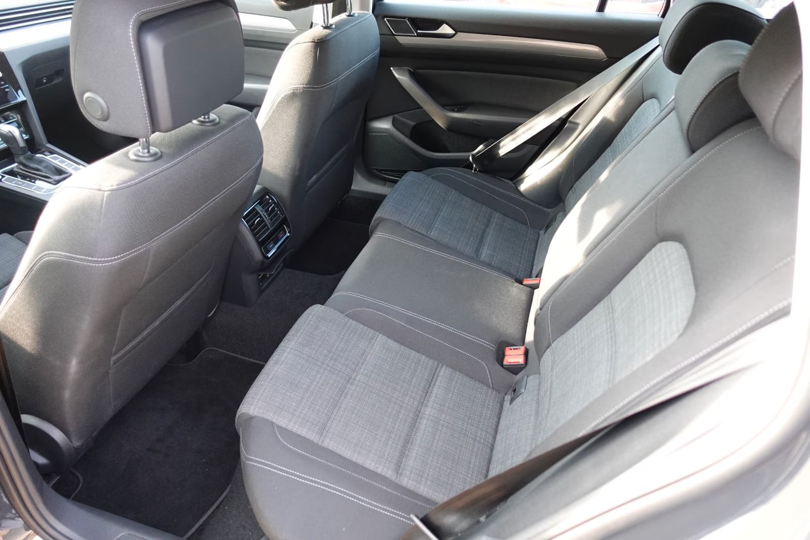 Volkswagen Passat Variant 2.0 2021 11