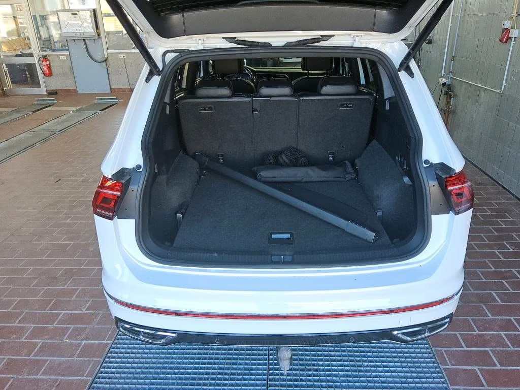 Volkswagen Tiguan Allspace 2.0 2023 8
