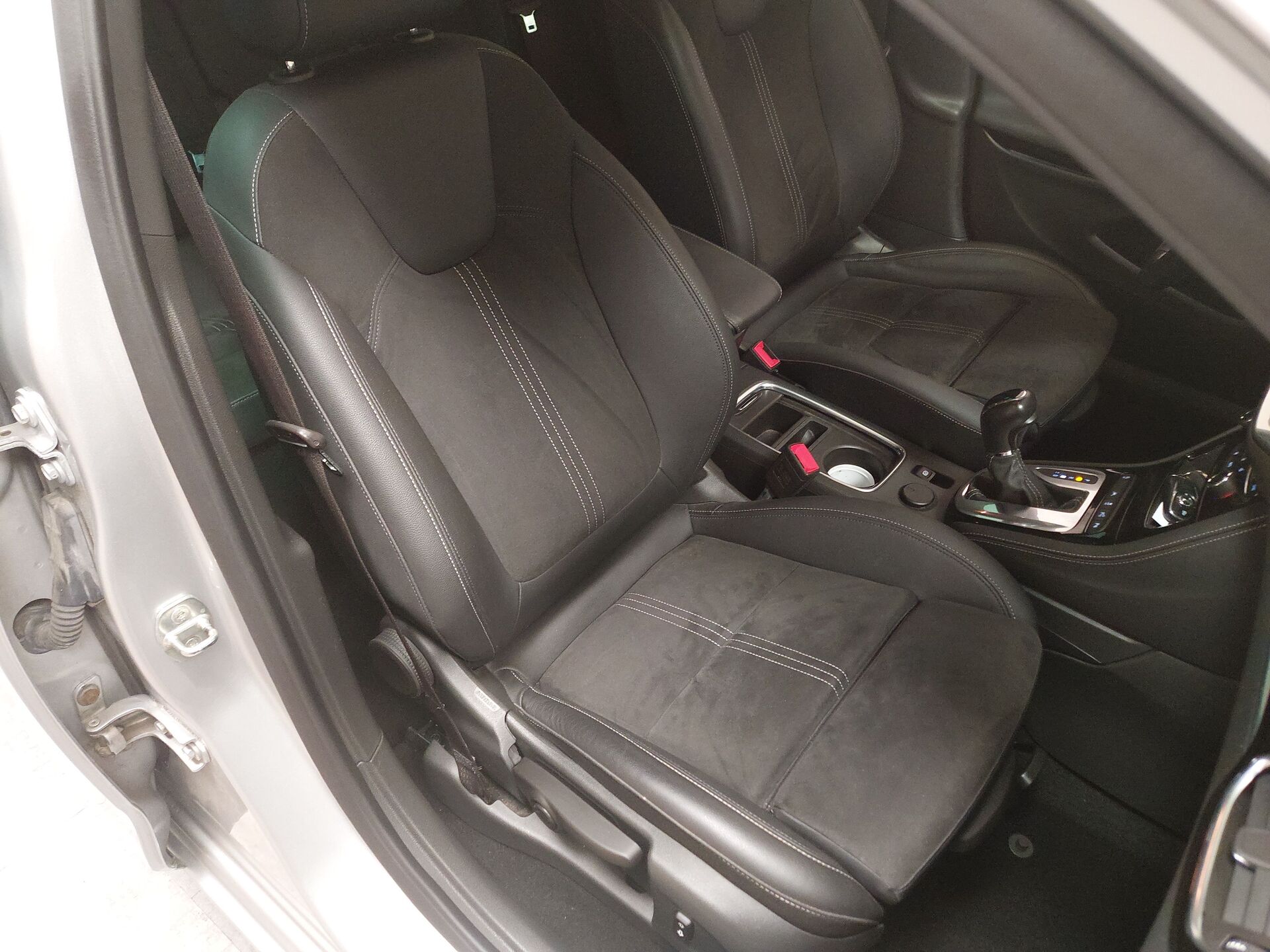 Opel Astra ST 1.5 D Elegance -Motorschaden- 11