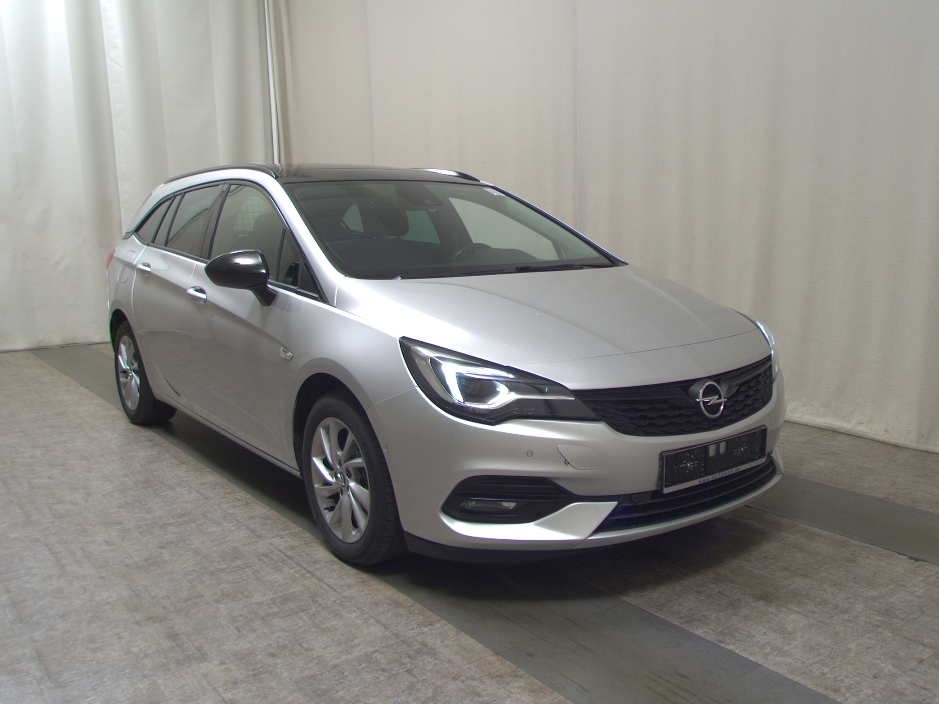 Opel Astra ST 1.5 D Elegance -Motorschaden- 3