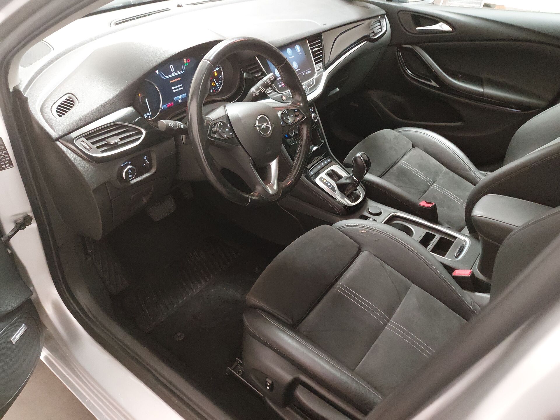 Opel Astra ST 1.5 D Elegance -Motorschaden- 8