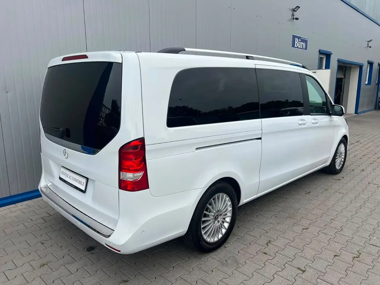 Mercedes-Benz V 220 EXTRALANG 9G NAVI KAMERA EL.TÜREN 7-SITZER 7